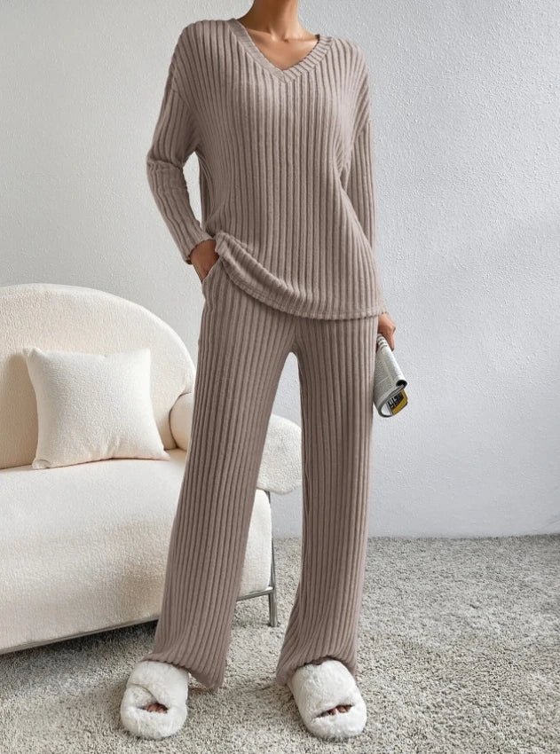 Casual 2-Piece Loungewear Set – Soft, Relaxed Fit for Autumn & Winter