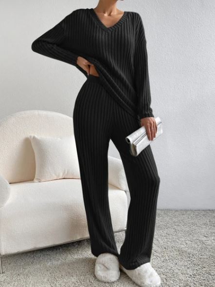 Casual 2-Piece Loungewear Set – Soft, Relaxed Fit for Autumn & Winter