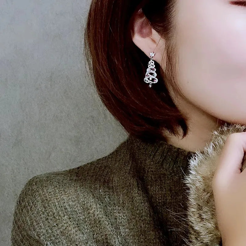 Christmas Tree Rhinestone Drop Earrings – Festive, Sparkling Holiday Jewellery